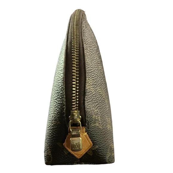 Authentic LV makeup case/ Lv clutch/ Lv carry bag GUC - Picture 3 of 9